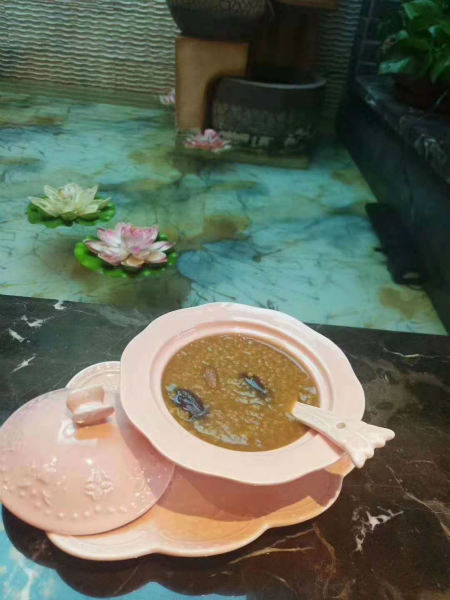 在小城市開美容院怎么樣？能不能賺錢？