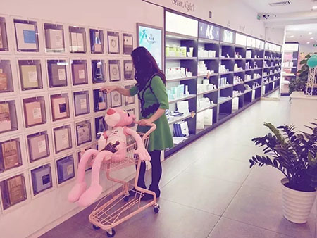 未來美妝店鋪 理想的模式——打造美妝樂園！
