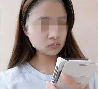 VN智能光電美膚館:黑科技!邊敷面膜邊玩手機(jī)，皮膚也能好上天!