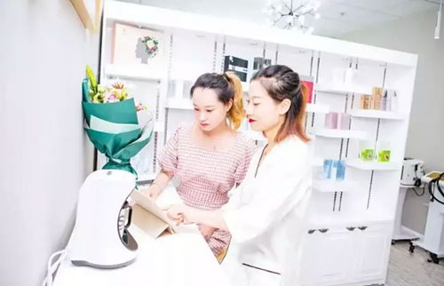 VN智能光電美膚館：市場加盟項目優(yōu)質(zhì)品牌之一