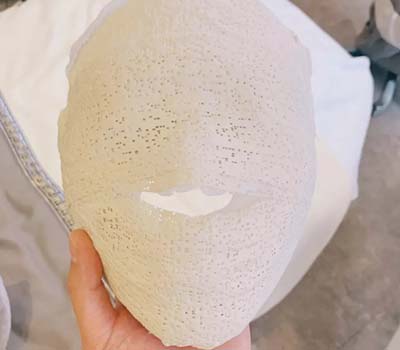 不動刀就能打造3D小V臉，全靠這款大熱的木乃伊煥膚
