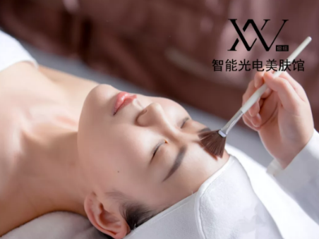 奶滑煥膚套：一掃暗黃，還你水潤透亮高清臉