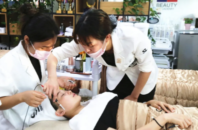 如何激勵(lì)美容院顧客多做項(xiàng)目常到店？