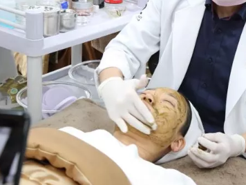 VN皮膚管理：什么皮膚問題適合做海藻煥膚？