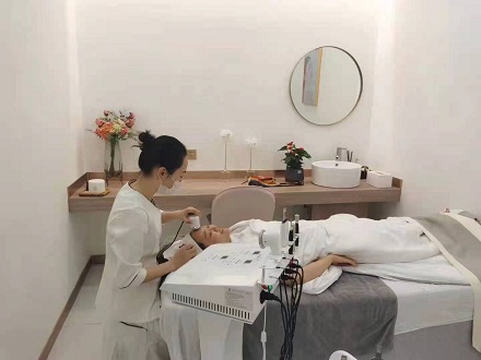 作為美容院店長(zhǎng)員工出現(xiàn)這些問題該怎么辦？