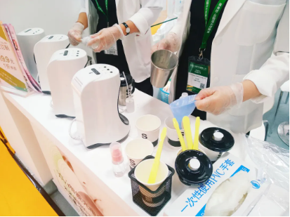 Z世代顏值經濟崛起，私人定制護膚品迎來大熱時代